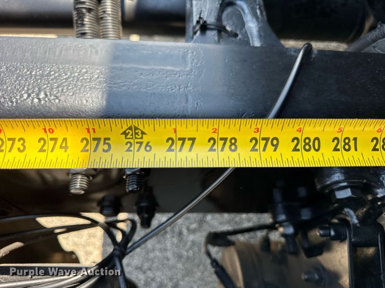 image for item DI9369 2016 Freightliner Business Class M2 truck cab and chassis