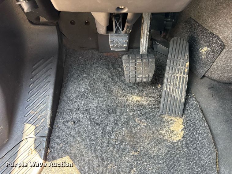 image for item DI9369 2016 Freightliner Business Class M2 truck cab and chassis