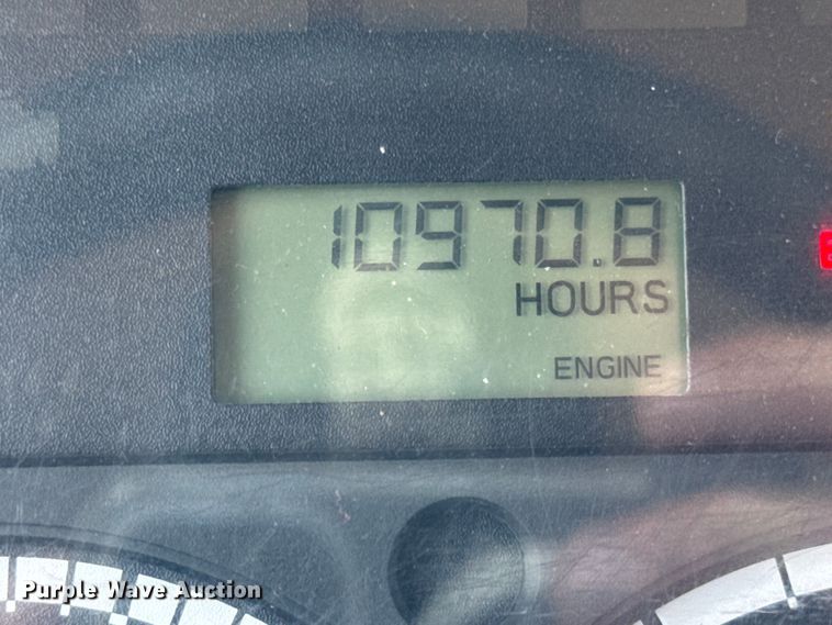 image for item DI9369 2016 Freightliner Business Class M2 truck cab and chassis