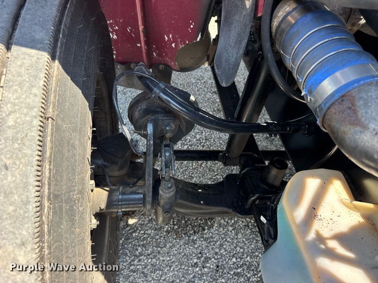 image for item DI9369 2016 Freightliner Business Class M2 truck cab and chassis