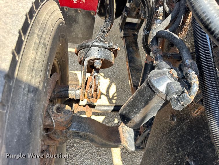 image for item DI9412 2000 Peterbilt 330 dump truck