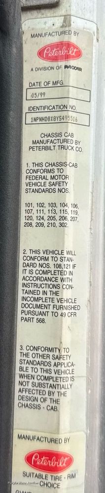 image for item DI9412 2000 Peterbilt 330 dump truck