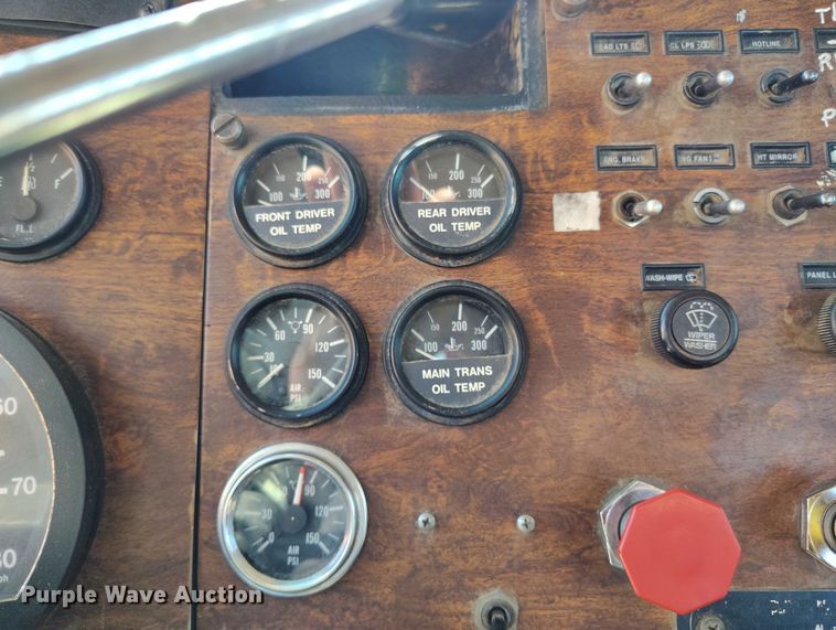 image for item DP4997 1995 Peterbilt  378 semi truck