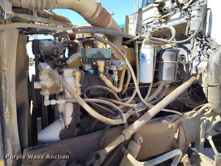 image for item DP4997 1995 Peterbilt  378 semi truck