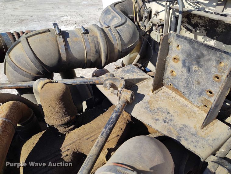 image for item DP4997 1995 Peterbilt  378 semi truck