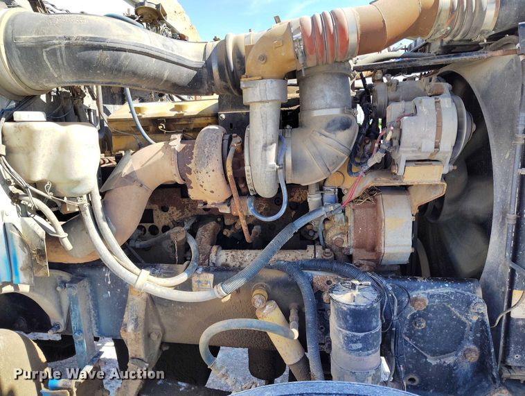 image for item DP4997 1995 Peterbilt  378 semi truck