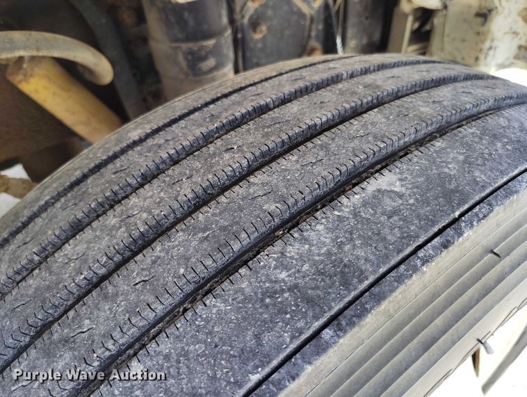 image for item DP4997 1995 Peterbilt  378 semi truck