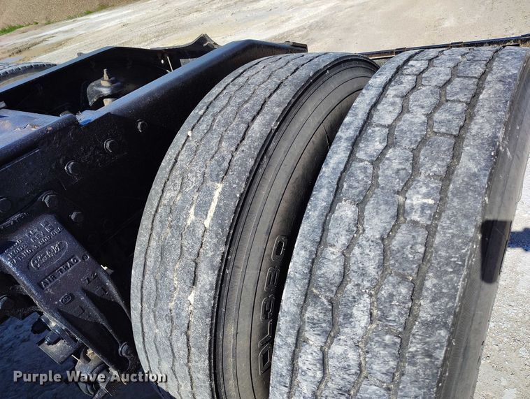 image for item DP4997 1995 Peterbilt  378 semi truck