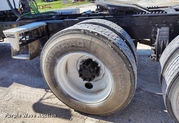 image for item DP4997 1995 Peterbilt  378 semi truck