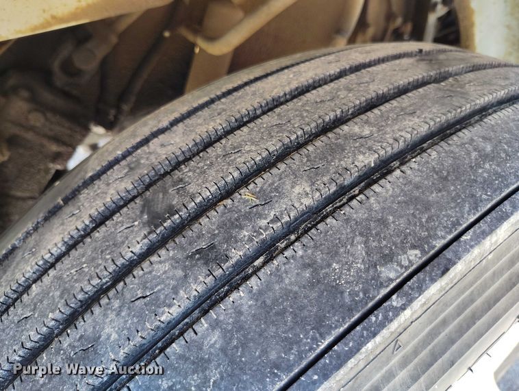 image for item DP4997 1995 Peterbilt  378 semi truck