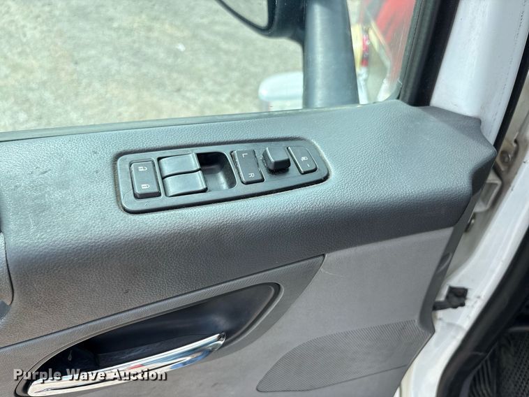 image for item DP6152 2016 Peterbilt 567 semi truck