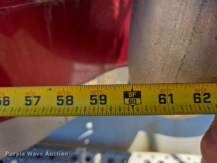 image for item DR3869 1998 Freightliner FLD120 semi truck