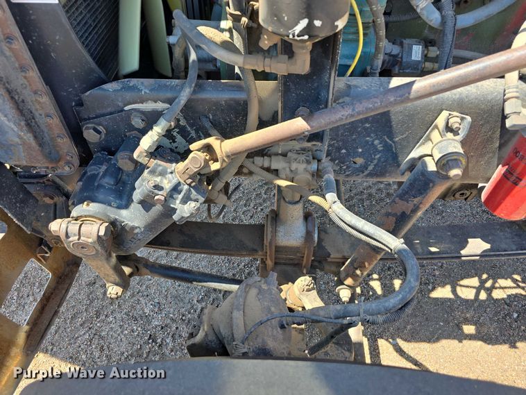 image for item DR3869 1998 Freightliner FLD120 semi truck