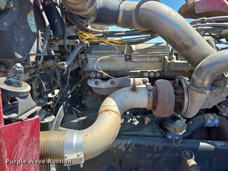 image for item DR3869 1998 Freightliner FLD120 semi truck