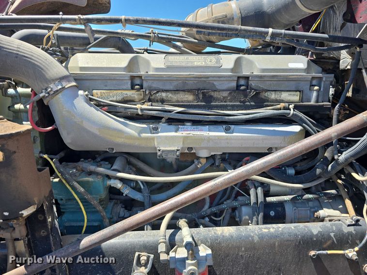 image for item DR3869 1998 Freightliner FLD120 semi truck