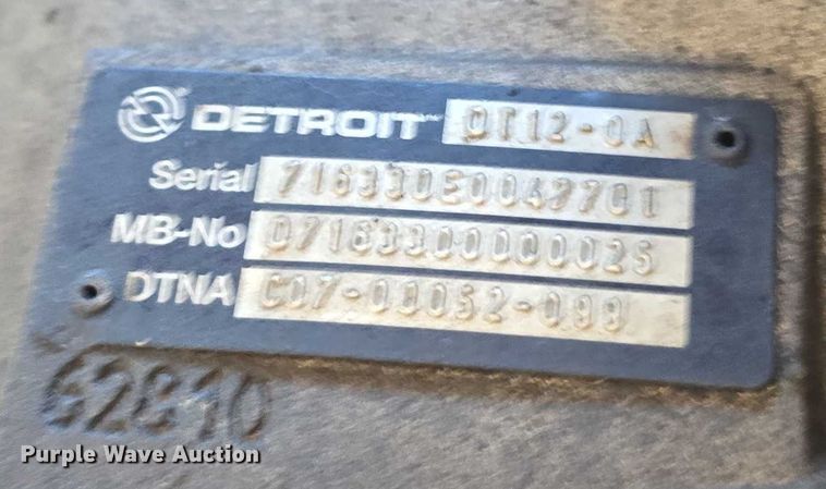 image for item DR3870 2019 Freightliner Cascadia 126 semi truck