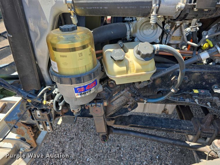 image for item DR3870 2019 Freightliner Cascadia 126 semi truck