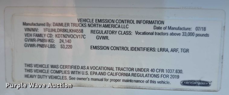 image for item DR3870 2019 Freightliner Cascadia 126 semi truck