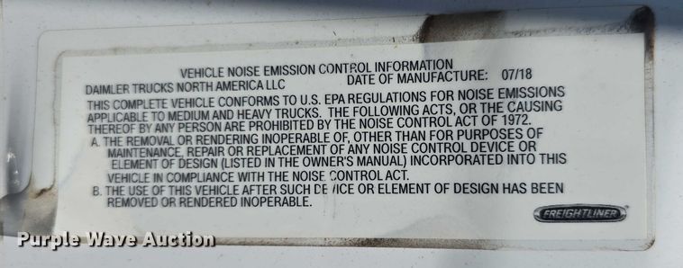 image for item DR3870 2019 Freightliner Cascadia 126 semi truck