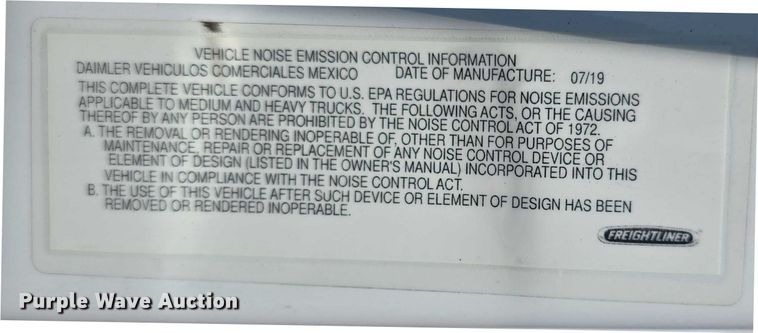 image for item DR3871 2020 Freightliner Cascadia 126 semi truck