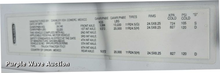 image for item DR3871 2020 Freightliner Cascadia 126 semi truck