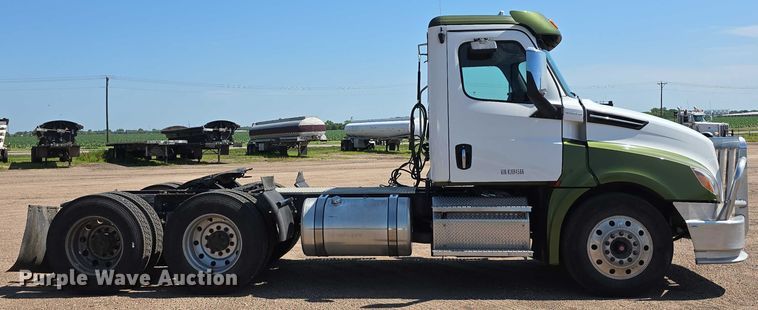 CAMIóN 2019 FREIGHTLINER
