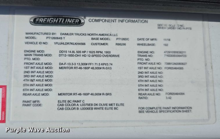 image for item DR3872 2019 Freightliner  Cascadia 126 semi truck