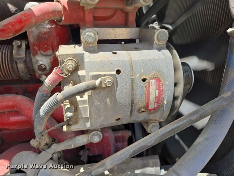 image for item DT4951 2020 Kenworth T880 semi truck