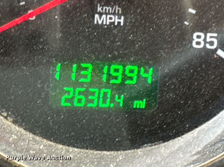 image for item DU9064 2014 Kenworth T660 semi truck