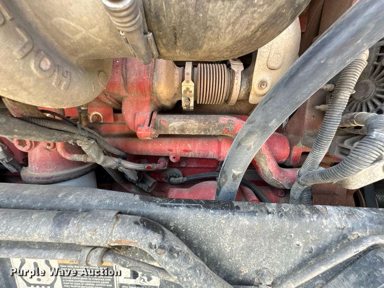 image for item DU9064 2014 Kenworth T660 semi truck