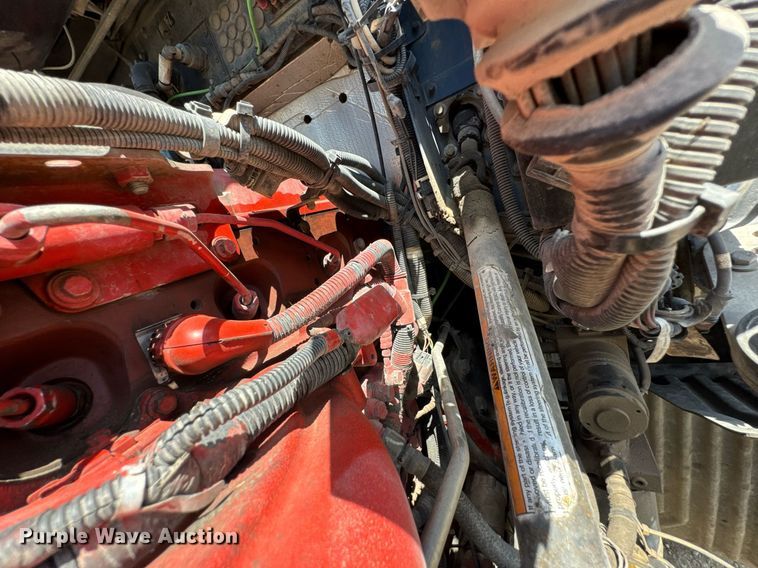 image for item DU9064 2014 Kenworth T660 semi truck