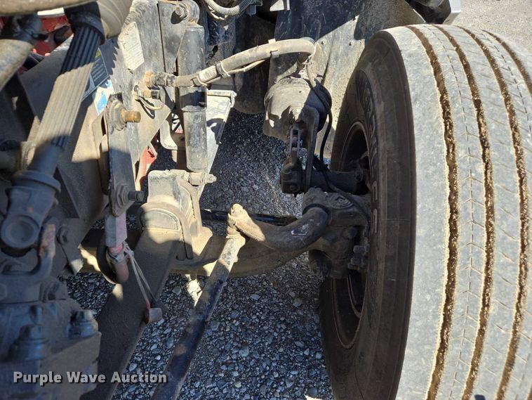 image for item DW7025 2017 Kenworth T680 semi truck