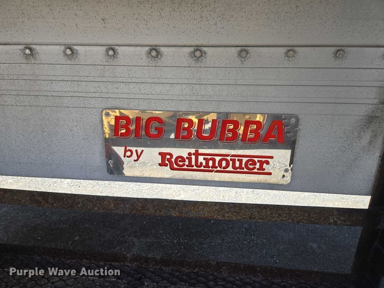 image for item DW7027 2008 Reitnouer flatbed trailer