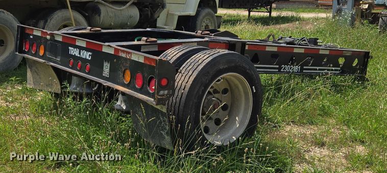 image for item DW7070 2008 Trail King stinger axle