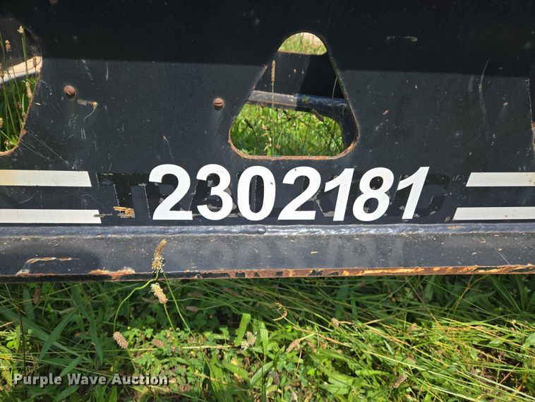 image for item DW7070 2008 Trail King stinger axle