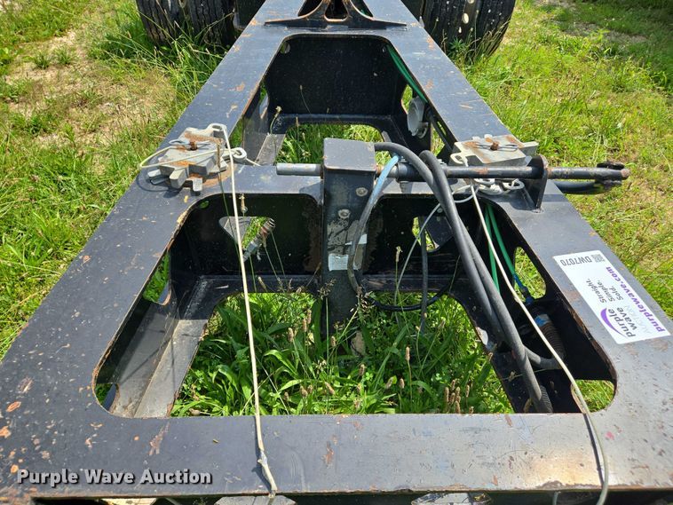 image for item DW7070 2008 Trail King stinger axle