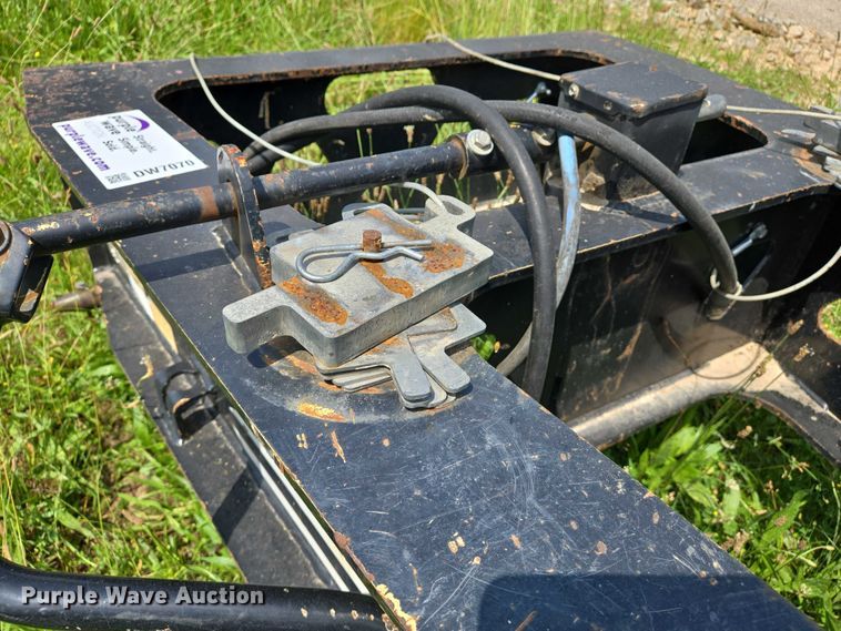 image for item DW7070 2008 Trail King stinger axle