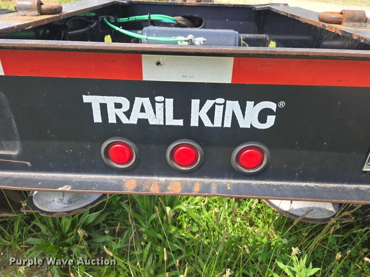 image for item DW7070 2008 Trail King stinger axle