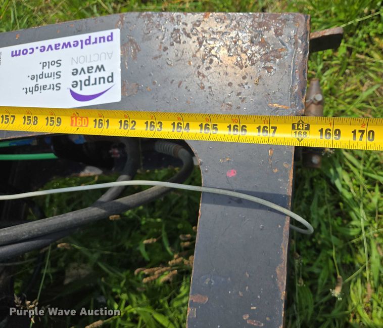 image for item DW7070 2008 Trail King stinger axle