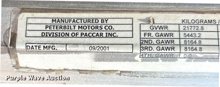 image for item DW7160 2002 Peterbilt 379 semi truck