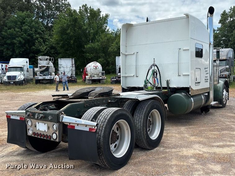 CAMIóN CAMAROTE 2003 PETERBILT