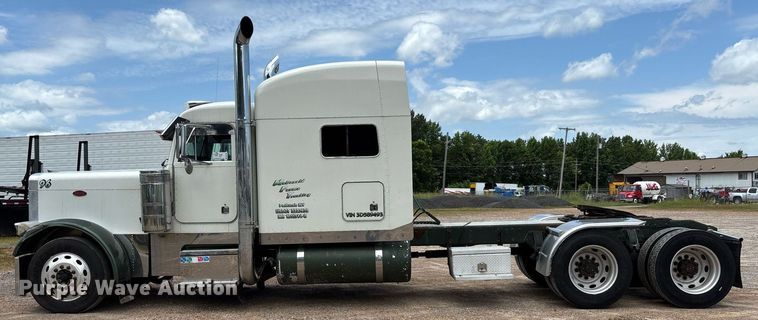 image for item DW7161 2003 Peterbilt 379 semi truck