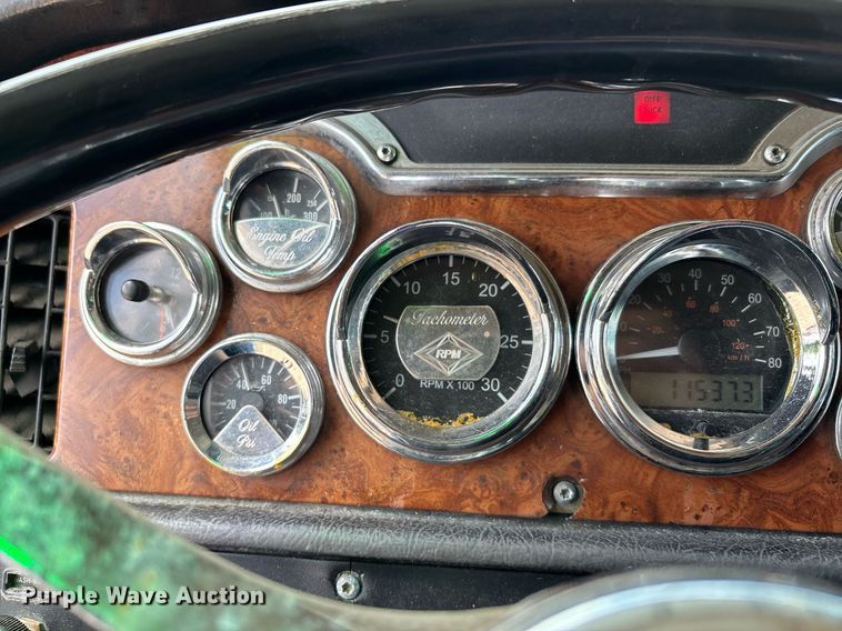 image for item DW7161 2003 Peterbilt 379 semi truck