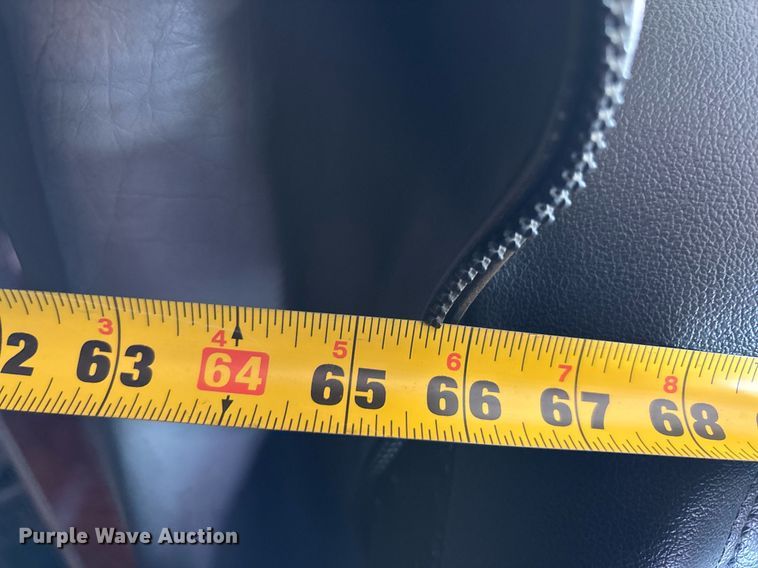 image for item DW7161 2003 Peterbilt 379 semi truck