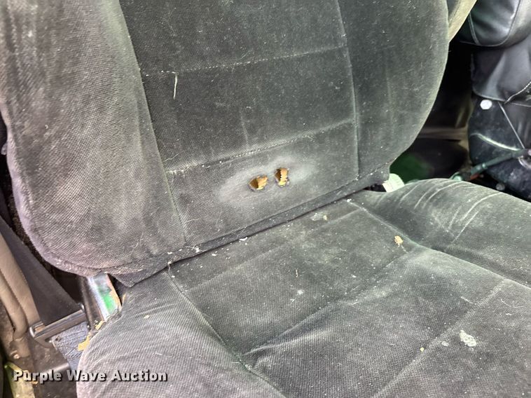 image for item DW7161 2003 Peterbilt 379 semi truck