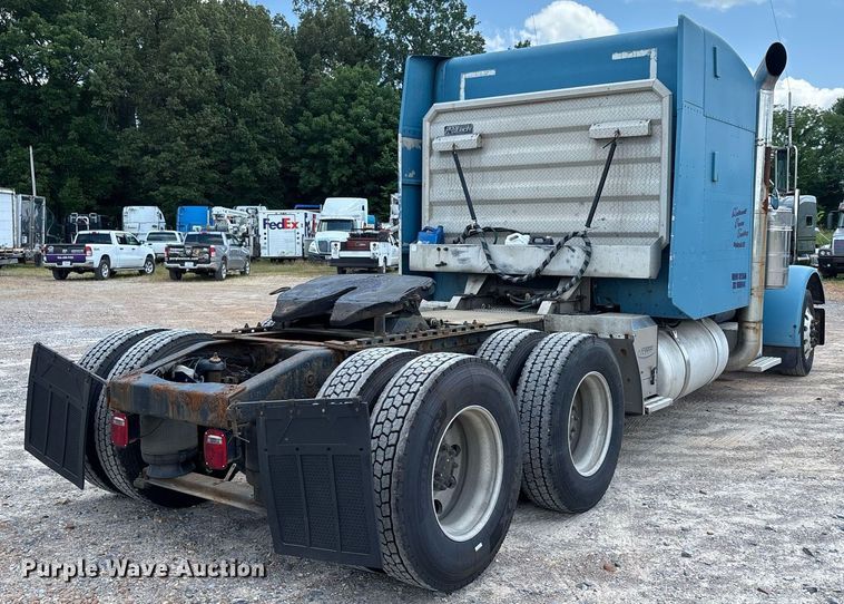 CAMIóN CAMAROTE 2001 PETERBILT