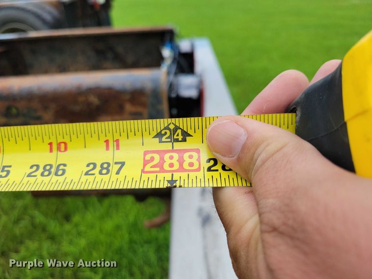 image for item DX7154 2017 International  7500 truck cab and chassis