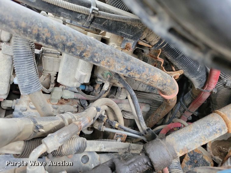 image for item DX7154 2017 International  7500 truck cab and chassis