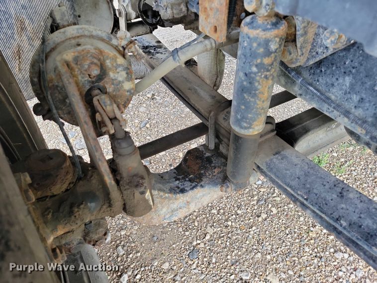 image for item DX7154 2017 International  7500 truck cab and chassis