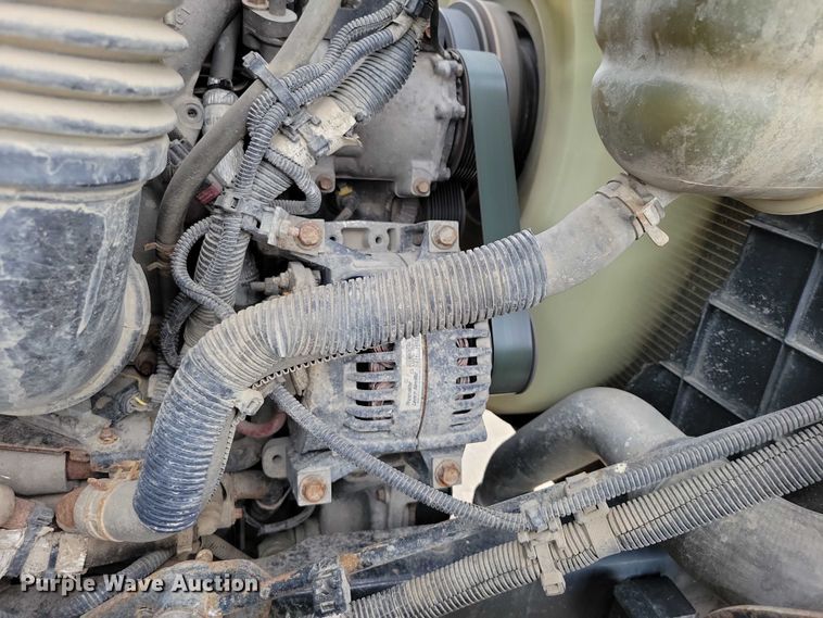 image for item DX7154 2017 International  7500 truck cab and chassis